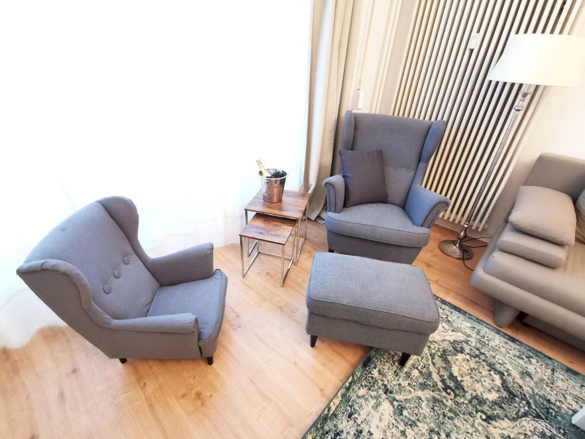 Kvh By Rockchair Apartments L Superhost Status L Boxspringbett Am Schloss Charlottenburg Welcomes You! 柏林 外观 照片
