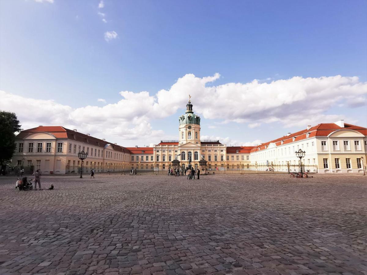 Kvh By Rockchair Apartments L Superhost Status L Boxspringbett Am Schloss Charlottenburg Welcomes You! 柏林 外观 照片